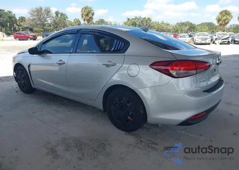 2017 Kia Forte Lx из США, поврежденный, VIN 3KPFK4A74HE079750